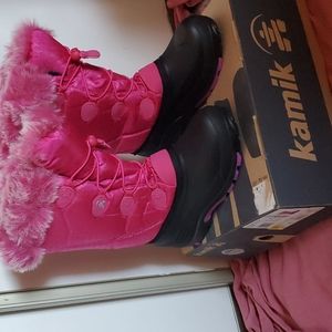 Girl's Kamik Winter Boots NEW